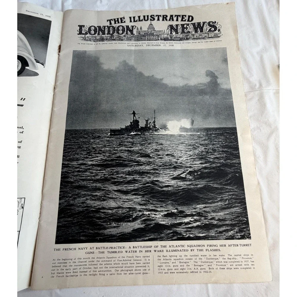 Vintage 1938 The Illustrated London News December 17 Dewars White Label Ad